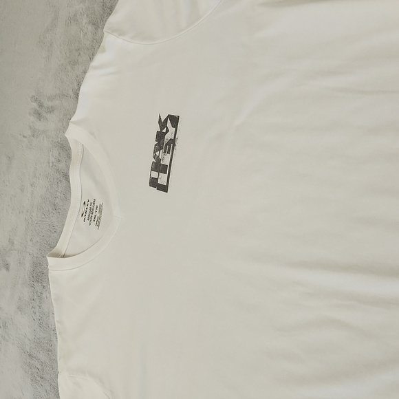 OAKLEY men's vneck tee shirt - Picture 6 of 7